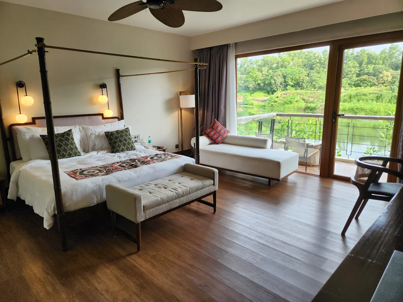 Lumivue Windows PVT LTD 008